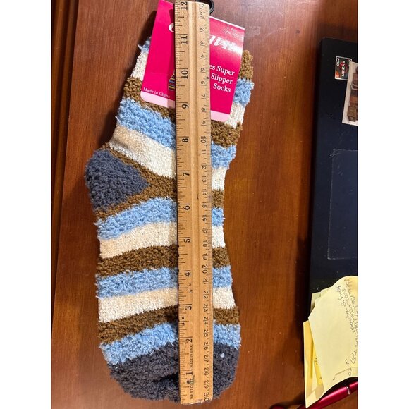 Womens Carnival Super Soft Slipper Socks 1 Size Striped Warm HM552 I pair NWT - Picture 7 of 7